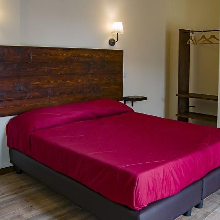 Sleep'N Go Hotel Фиумичино Екстериор снимка