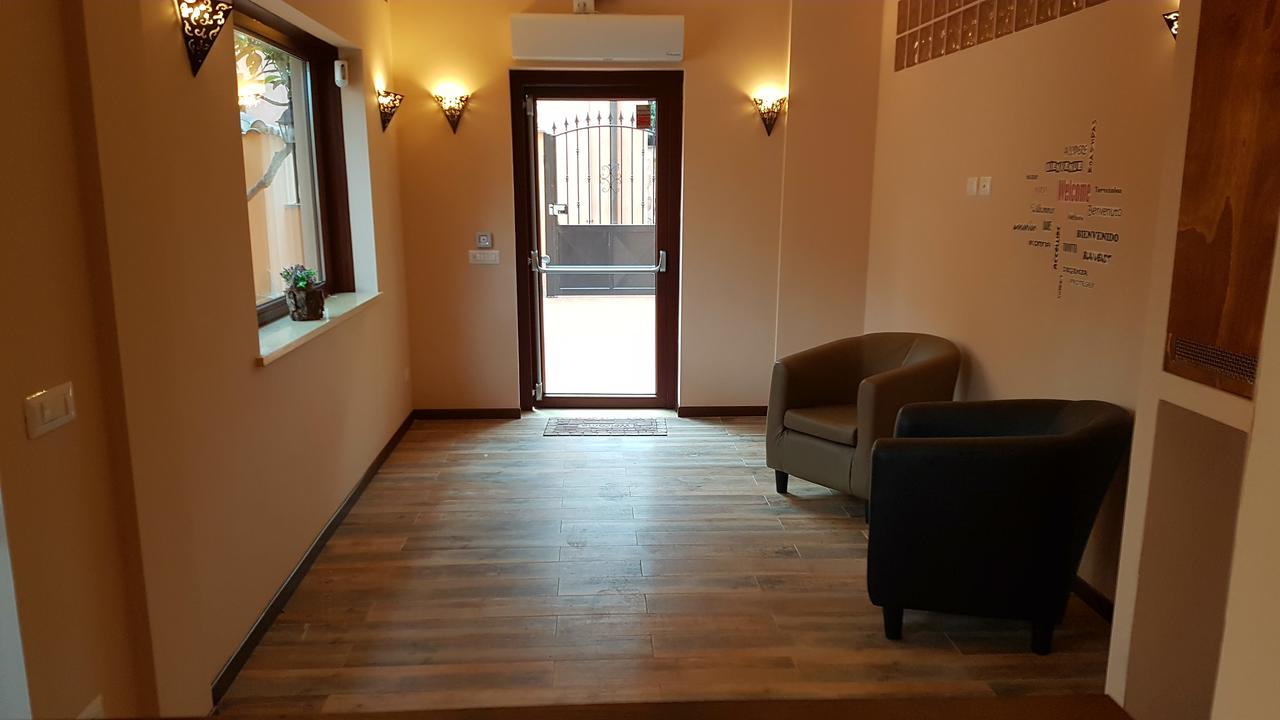 Sleep'N Go Hotel Фиумичино Екстериор снимка