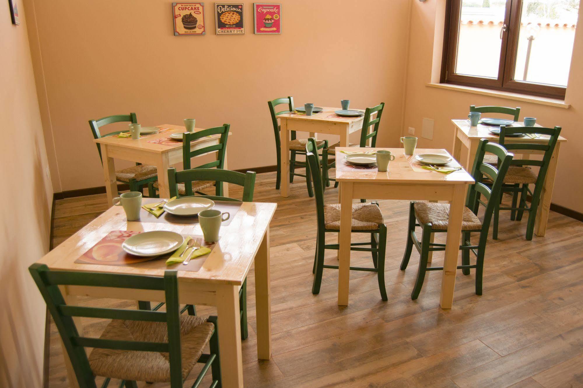 Sleep'N Go Hotel Фиумичино Екстериор снимка