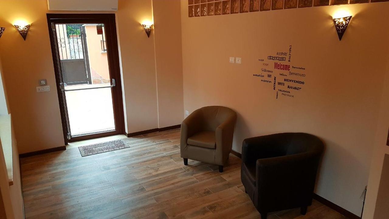 Sleep'N Go Hotel Фиумичино Екстериор снимка