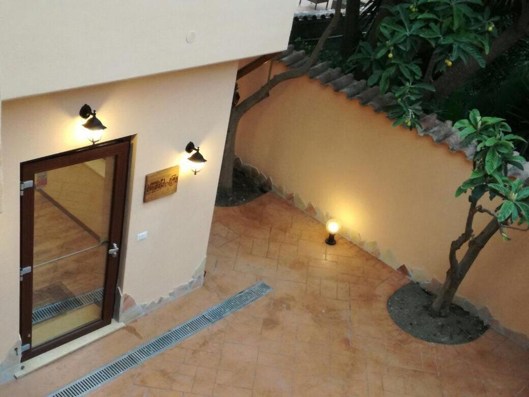 Sleep'N Go Hotel Фиумичино Екстериор снимка